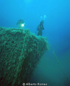 The bow of the wreck " Capua", about -40 m. deep by Alberto Romeo 